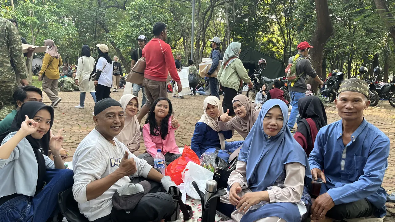 Kristianti: Tempat Bertemu Warga Purwajati yang Suka Berbelanja